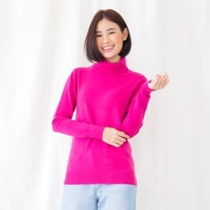 Winter Clothing เช่าเสื้อกันหนาว - Sweater คอเต่า สีชมพู