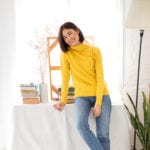 Winter Clothing เช่าเสื้อกันหนาว - Sweater คอเต่า สีเหลือง