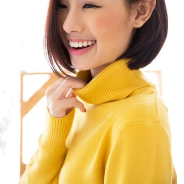 Winter Clothing เช่าเสื้อกันหนาว - Sweater คอเต่า สีเหลือง