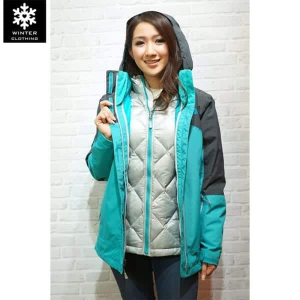 เช่าเสื้อกันหนาว North Face waterproof เฟอร์ เที่ยวต่างประเทศ สีเขียว เสื้อโค๊ท เช่าชุดกันหนาว ขนห่าน