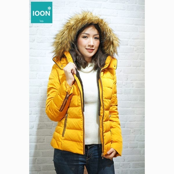 Zara Jacket สีเหลือง เช่าเสื้อกันหนาว เช่าชุดกันหนาว เสื้อขนเป็ด Fashion เที่ยวต่างประเทศ