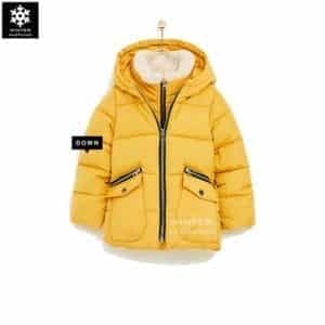 Jacket zara สีเหลือง เช่าเสื้อกันหนาวเด็ก เช่าชุดกันหนาวเด็ก เสื้อขนเป็ด Fashion เที่ยวต่างประเทศ