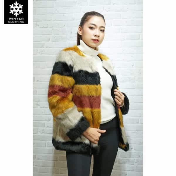 Zara Fur สีเหลือง เสื้อขนสัตว์ เช่าเสื้อกันหนาว เช่าชุดกันหนาว Fashion เที่ยวต่างประเทศ