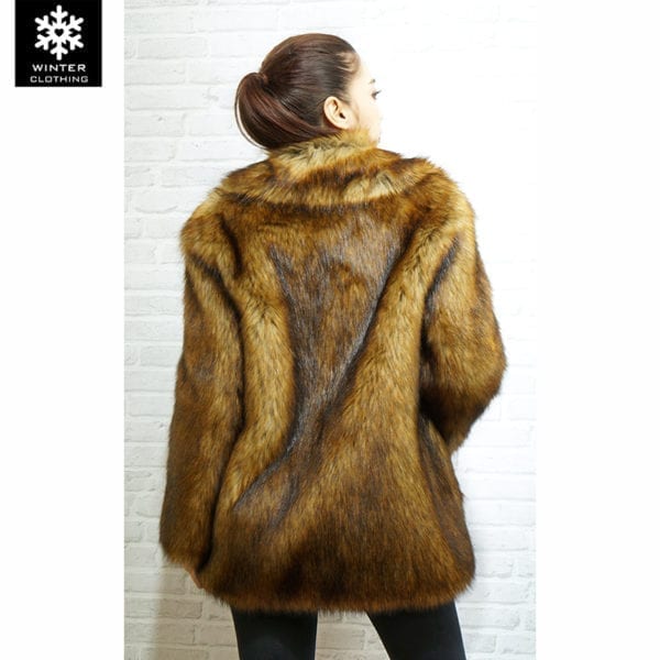 Zara Fur สีน้ำตาล เสื้อขนสัตว์ เช่าเสื้อกันหนาว เช่าชุดกันหนาว Fashion เที่ยวต่างประเทศ