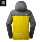 เช่าเสื้อกันหนาว Jacket northface สีเหลือง waterproof เช่าชุดกันหนาว เที่ยวต่างประเทศ