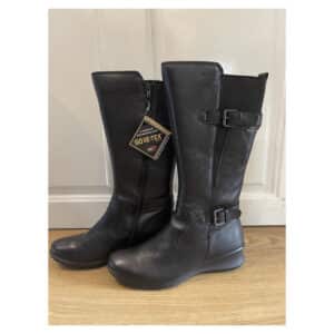 IO-FB021  Leather Boot Ecco 37EU