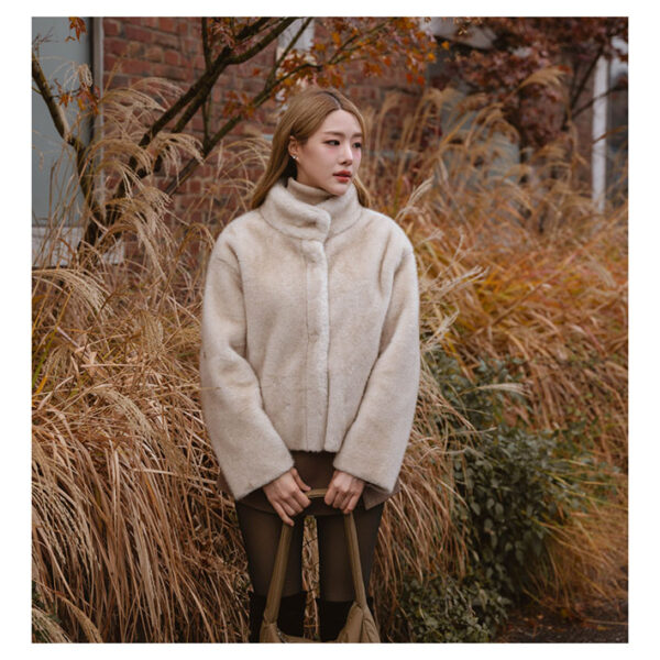 IO-FJ300 Women Fur Howdycoat FS - Image 1